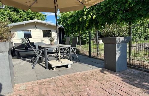 Elim House | Holiday Home in Elim near Slagharen Park