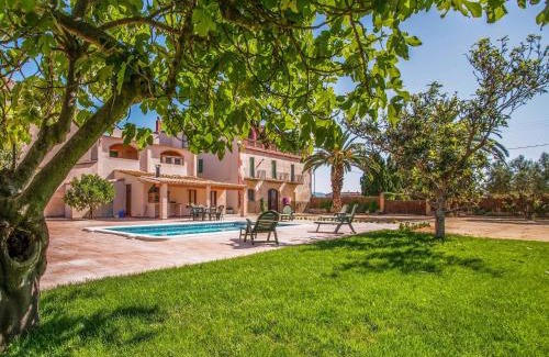 Sant Pere Pescador House | Holiday Home in St Pere Pescador with Pool