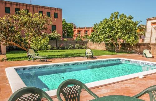 Sant Pere Pescador House | Holiday Home in St Pere Pescador with Pool