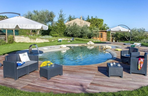 Fermo House | Holiday Home in Fermo near Porto San Giorgio