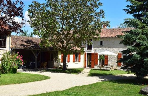 Saint-Jean-de-Sauves House | Holiday Home in Saint-Jean near Loire Castles