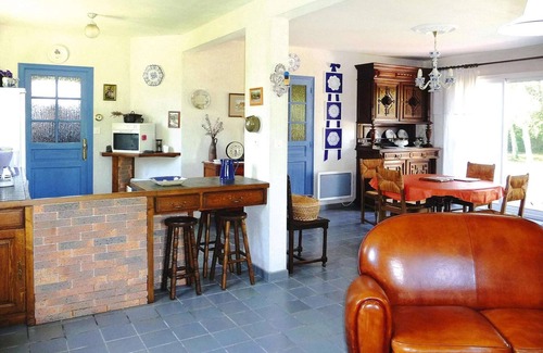 Piriac-sur-Mer House | Holiday Home in Piriac near Sandy Beach