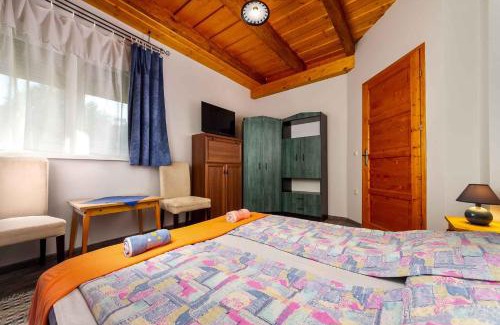 Balatonmariafurdo House | Holiday home in Balatonmariafürdo 43401