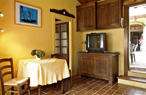 Rancio Valcuvia Apartment | Holiday home in a former mill from the 18th century. With 10 000 m² of land and pool