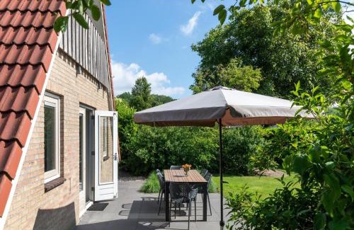 Plasmolen House | Holiday Home in Meeussen with Private Garden, cleaning included