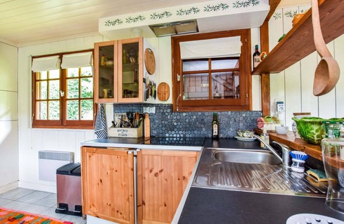 Miremont House | Holiday home in Miremont with garden