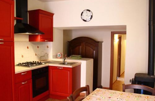 Mulazzo House | Holiday Home in Mulazzo near Tuscan Castles