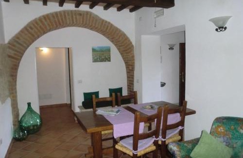 Piegaro House | Holiday Home in Pietrafitta near Lake Trasimeno