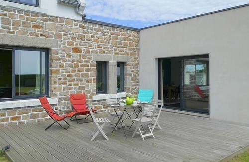 Plougasnou House | Holiday Home in Plougasnou near Sandy Beach