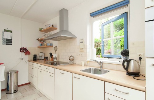 Schoorl House | Holiday Home in Schoorl with Fenced