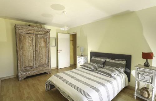 Sibiril House | Holiday home in Sibiril near sandy beaches