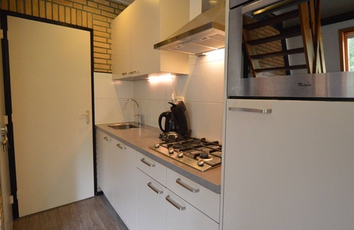 Stramproy House | Holiday Home in Stramproy with Garden