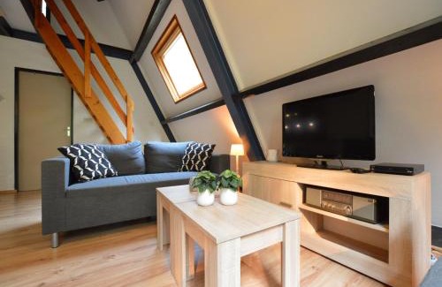 Stramproy House | Holiday Home in Stramproy near Nature, cleaning included