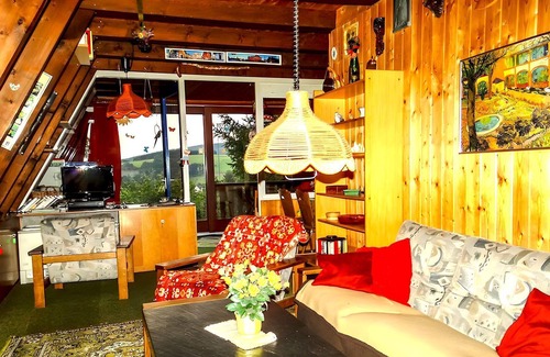 Oberhundem House | Holiday Home in the middle of nature near the Rothaarsteig
