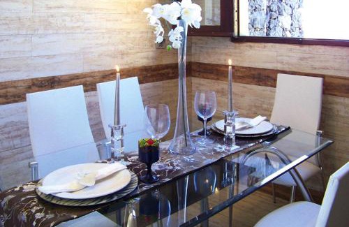 Guia de Isora House | Holiday Home in Vera de Erques