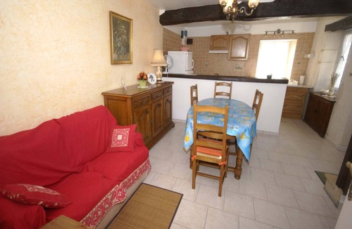 Vignol House | Holiday Home in Vignol with Heated Pool