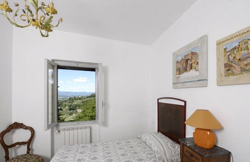 Borgo San Lorenzo Apartment | HOLIDAY HOME PODERE UGOLINI - Apartment Le Scalette