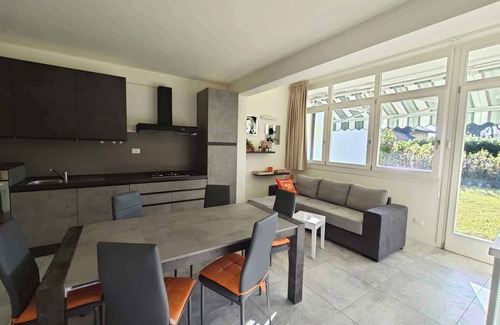 Isola Albarella House | Holiday home with large enclosed garden