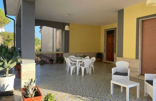 San Mauro Cilento House | Holiday Home 'Villa Loretta' with Sea View, Private Terrace and Private Garden