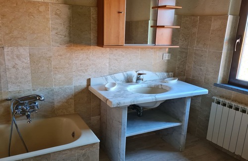 Casola in Lunigiana House | HOLIDAY HOME.