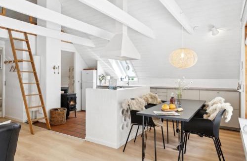 Hoensinge House | Holiday Home Jörn - 800m from the sea by Interhome