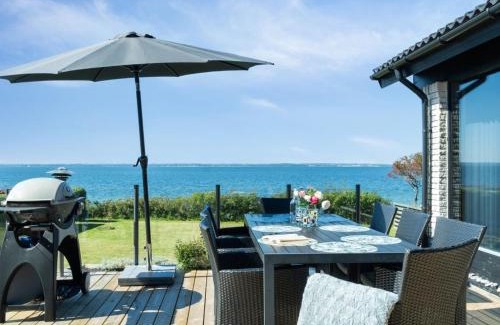 Lohals House | Holiday Home Jovana - 40m from the sea by Interhome