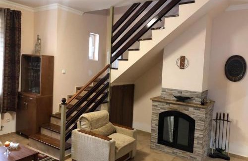 Artashavan House | Holiday Home Kanyon