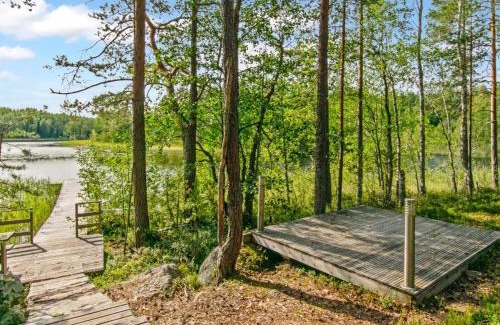 Mantyharju House | Holiday Home Karhupirtti by Interhome