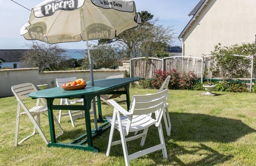 Plougasnou House | Holiday Home Kermor - PLG203 by Interhome