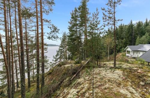 Lotjola House | Holiday Home Koivurinne by Interhome