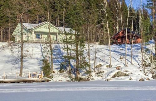 Lotjola House | Holiday Home Koivurinne by Interhome