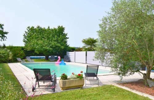 Brax House | Holiday Home L'Ostalet de Sarron by Interhome