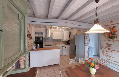 Brax House | Holiday Home L'Ostalet de Sarron by Interhome