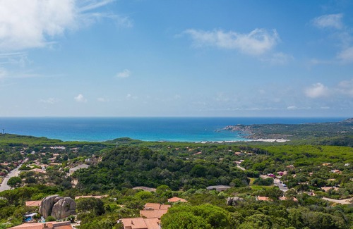 Rena Majore House | Holiday Home 'La Casa degli Oleandri' with Private Terrace