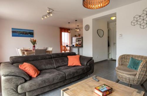 Cleder House | Holiday Home La Closière by Interhome