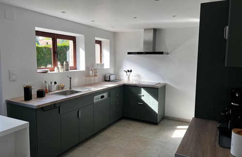 Erckartswiller House | Holiday Home 'La Buissonnière' with Private Terrace, Private Garden and Wi-Fi