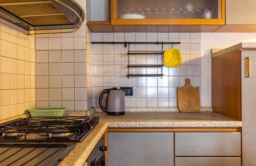 San Gimignano House | Holiday Home 'La Loggia di Giulia' with Private Terrace, Whirlpool and Garden