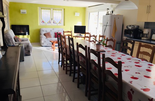 Creysse House | Holiday Home 'La Rivière Perigord - Pmr' with Private Pool, Private Terrace and Wi-Fi