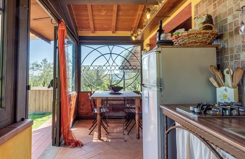 Montespertoli House | Holiday Home 'La Tana Del Porcospino' with Pool, Terrace and Air Conditioning