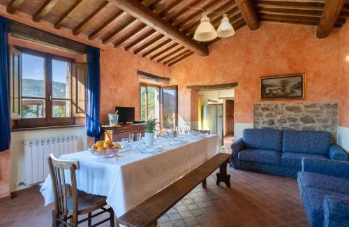 Pieve di Chio House | Holiday Home La Vittoria by Interhome