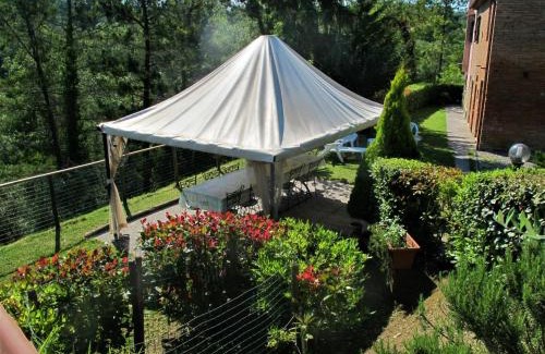 Toiano House | Holiday Home Lisena by Interhome