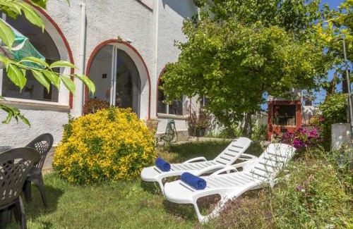 Creixell House | Holiday Home Llimona by Interhome