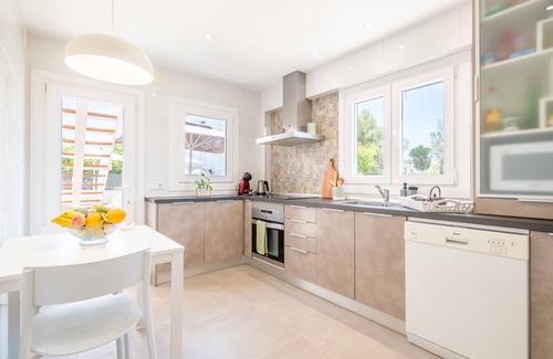 Sa Font Seca House | Holiday Home "Lliris 29" with Air Conditioning, Wi-Fi, Terraces & Mountain View