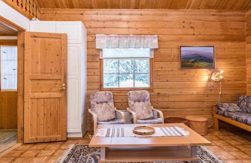 Kehys-Kainuu House | Holiday Home Lomapesä 10a by Interhome