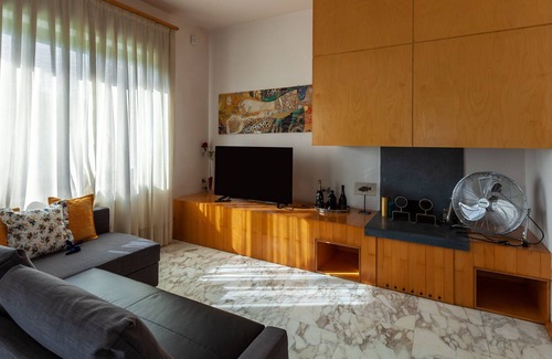 Marina di Carrara House | Holiday Home "Lucia" with Garden, Terrace & Wi-Fi