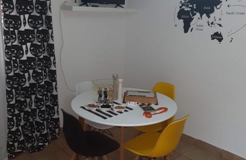 Banici House | Holiday Home Magazin- One Bedroom Apartment with Terrace and Sea View