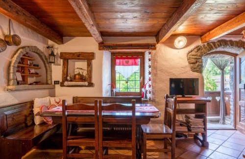 Ville Sur Sarre House | Holiday Home Maison Meynet by Interhome
