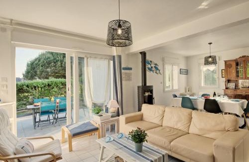 Piriac-sur-Mer House | Holiday Home Melflo by Interhome