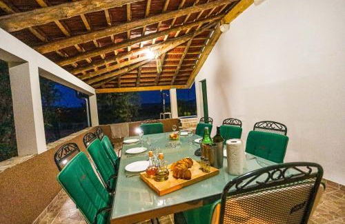 Lecevica House | Holiday Home Melone