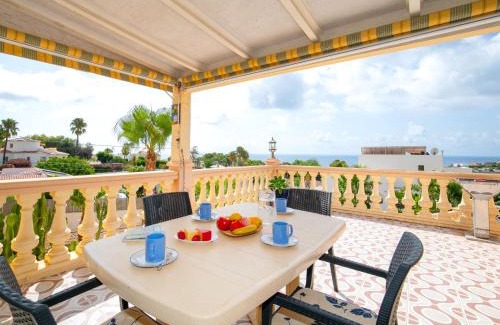 Urbanitzacio la Fustera House | Holiday Home Meluca by Interhome